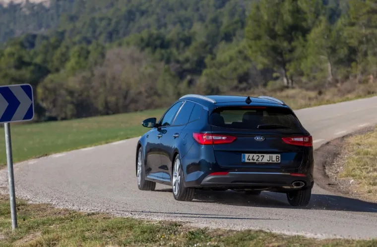 KIA OPTIMA SPORTSWAGON: Ljepotan koji bi se trebao nametnuti na na&scaron;em trži&scaron;tu