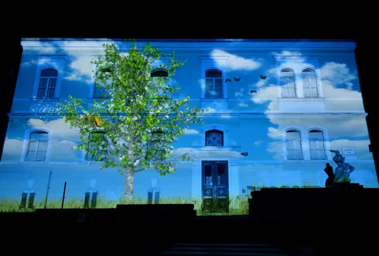 Jedinstveni svjetlosni spektakl u metropoli: Festival svjetla oživio Zagreb i najavio proljeće!