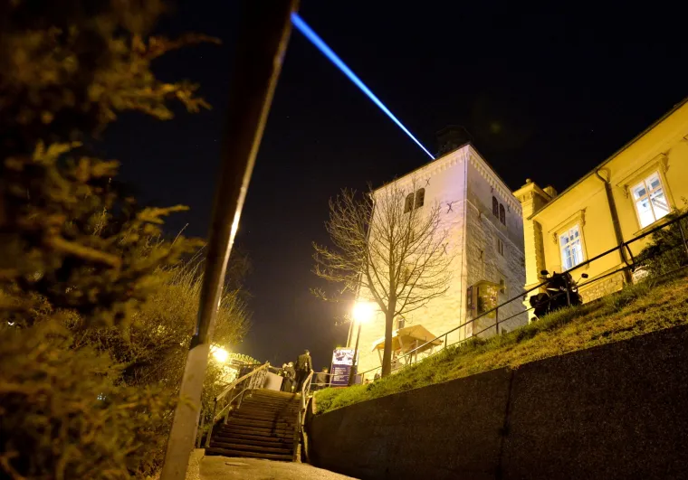 Jedinstveni svjetlosni spektakl u metropoli: Festival svjetla oživio Zagreb i najavio proljeće!