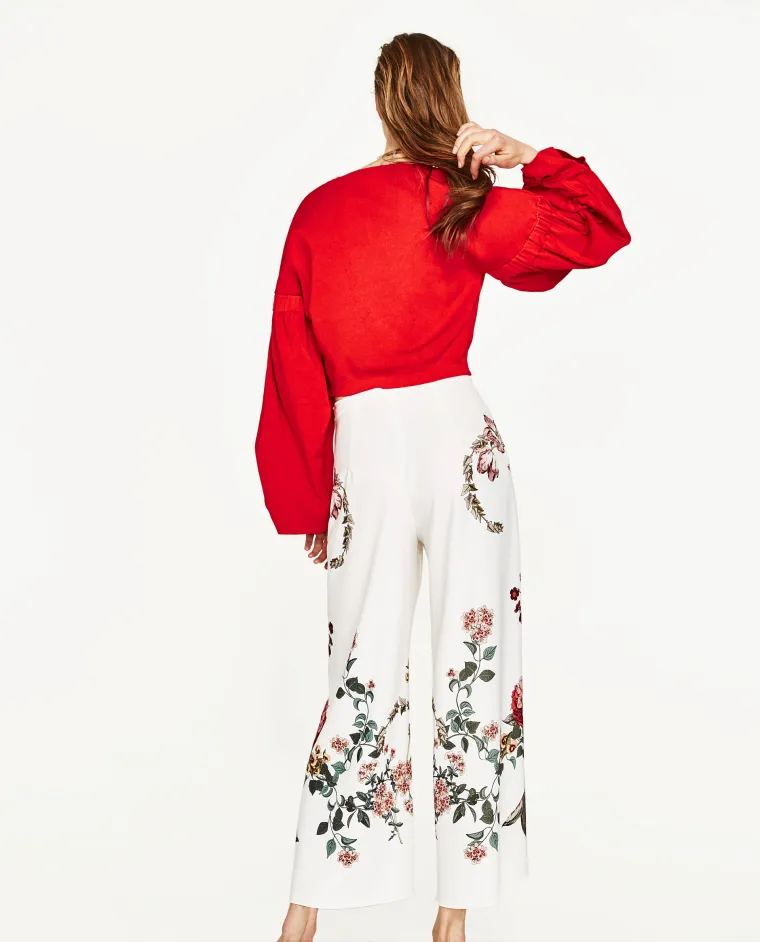 &Scaron;iroke hlače cvjetnog uzorka, Zara, 299,90 kuna