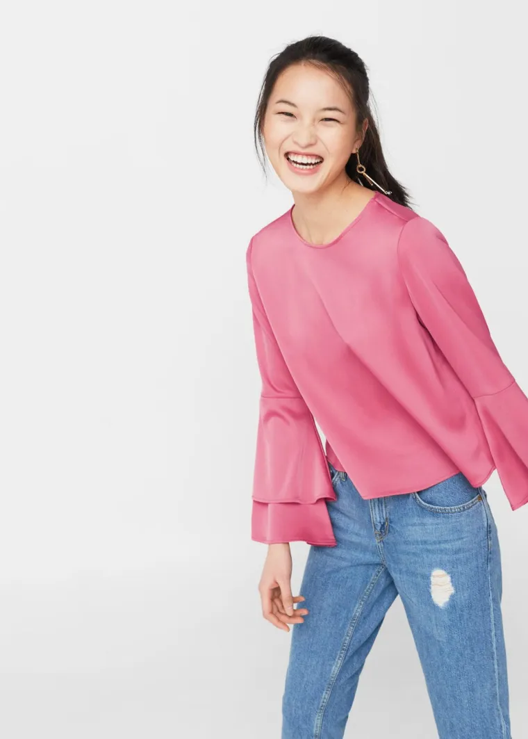 Pink bluza s volanima na rukavima, Mango, 199,90 kuna