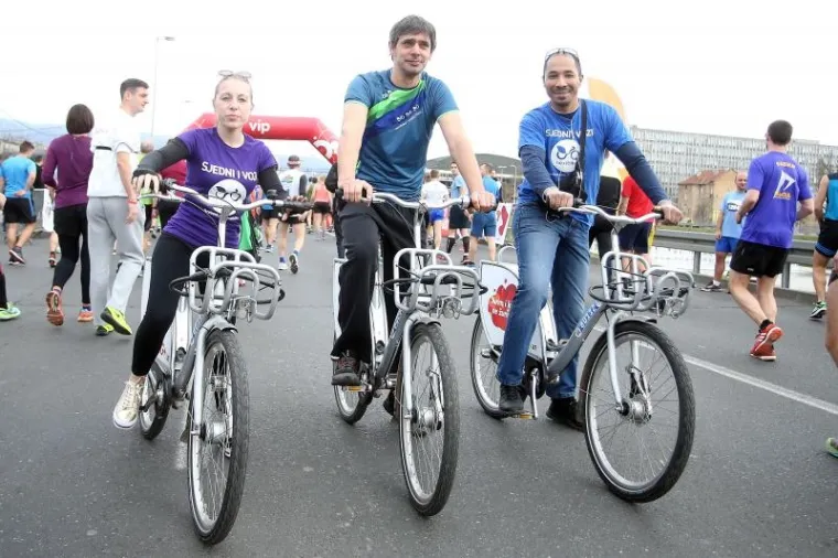 Proljetni polumaraton VIP Zagreb21 startao ispred Nacionalne sveučili&scaron;ne knjižnice