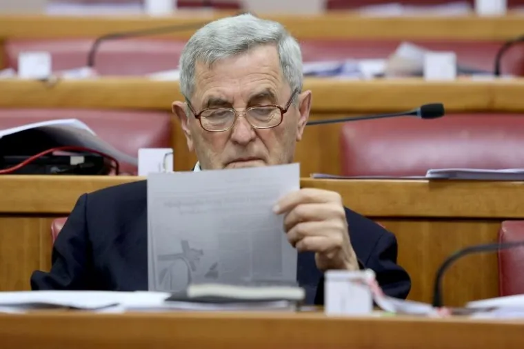 Odlazak don Ivana Grubišića: Preminuo omiljeni splitski svećenik