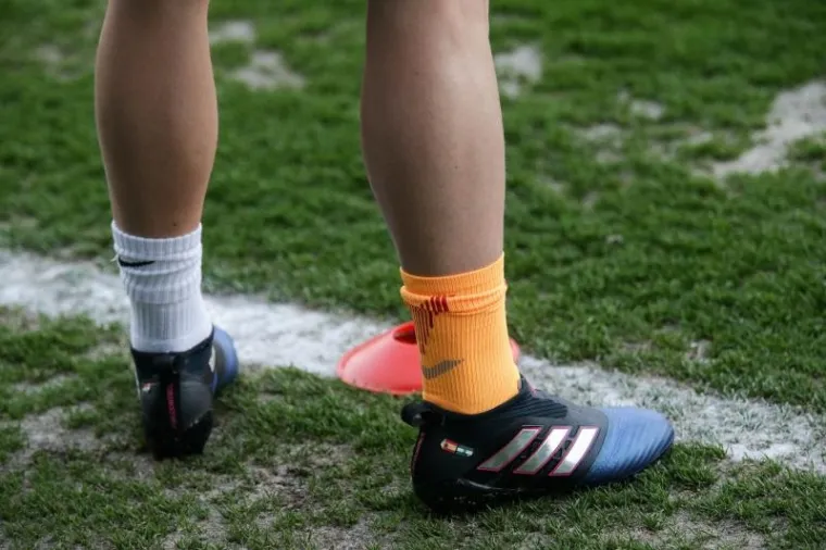 I LUKA MODRIĆ NAVUKAO JE RAZLIČITE ČARAPE: Lijepa gesta Vatrenih na treningu uoči važne utakmice