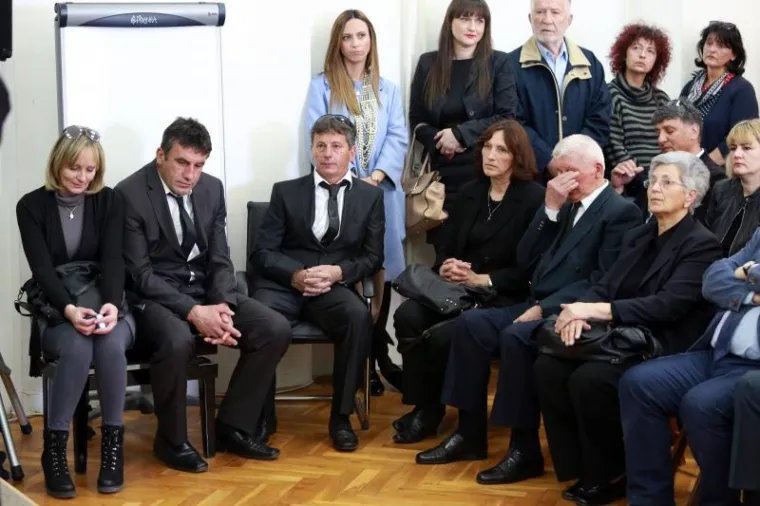 KOMEMORACIJA ZA DON IVANA GRUBI&Scaron;IĆA: Okupili se prijatelji, poznanici i po&scaron;tovatelji