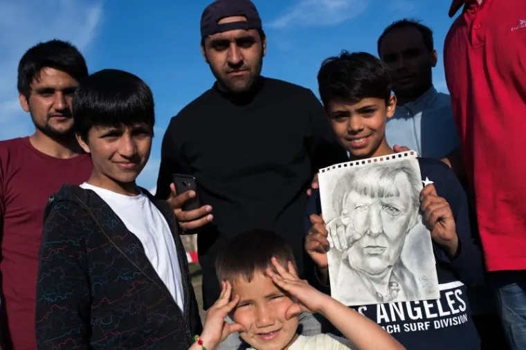 UPOZNAJTE FARHADA, DJEČAKA KOJEG ZOVU 'MALI PICASSO': Mjesecima je zaglavljen u Srbiji, a za to vrijeme olovkom izvodi čaroliju