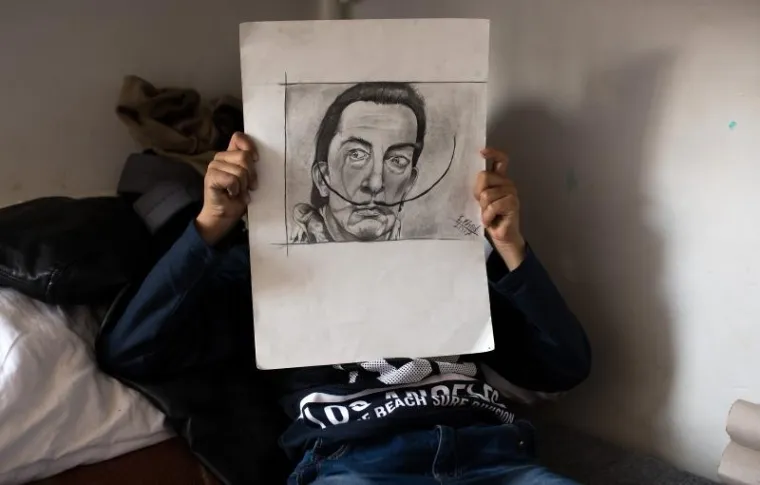 UPOZNAJTE FARHADA, DJEČAKA KOJEG ZOVU 'MALI PICASSO': Mjesecima je zaglavljen u Srbiji, a za to vrijeme olovkom izvodi čaroliju