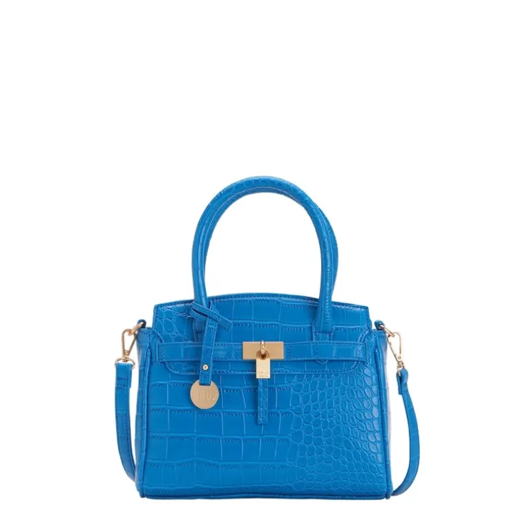 Stiže još jedna Carpisa kolekcija s potpisom sestara Cruz: Upečatljiv stilski potpis Penélope i Monice savršeno odgovara svježini i energiji proljetnih dana