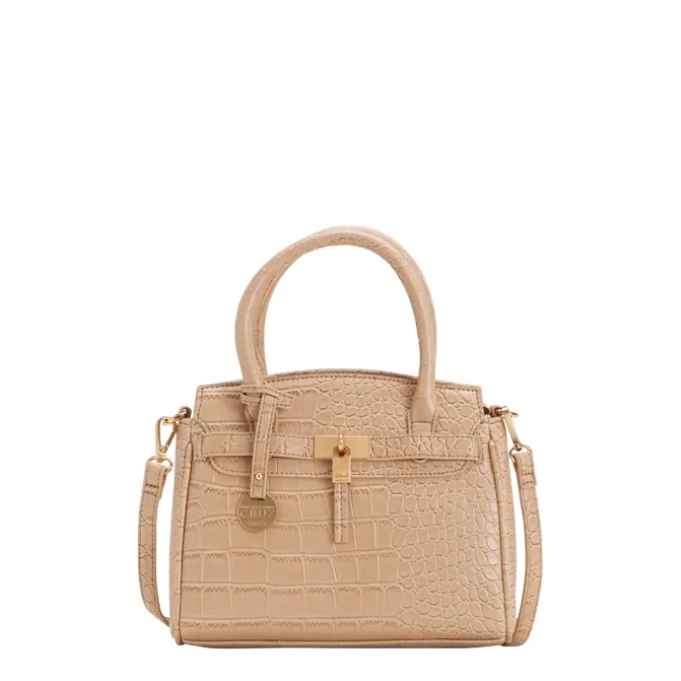 Stiže još jedna Carpisa kolekcija s potpisom sestara Cruz: Upečatljiv stilski potpis Penélope i Monice savršeno odgovara svježini i energiji proljetnih dana