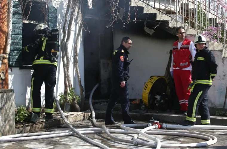 POŽAR U OBITELJSKOJ KUĆI: Jedna osoba smrtno stradala u zaseoku Bušci