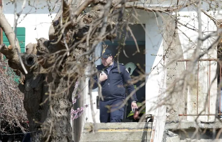 POŽAR U OBITELJSKOJ KUĆI: Jedna osoba smrtno stradala u zaseoku Bušci