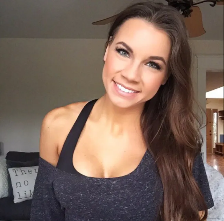 SLATKE K'O BOMBONČIĆ, VRUĆE KAO... Visoka peć? Papenov lonac? Ne znamo, ali svakako su seksi....