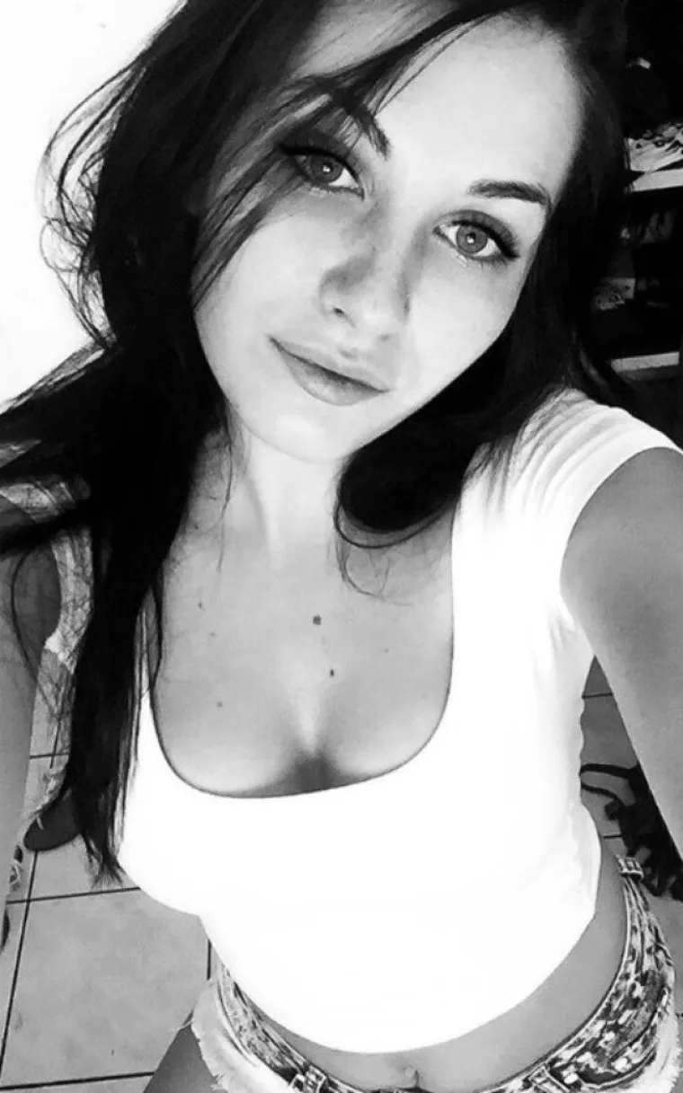 SLATKE K'O BOMBONČIĆ, VRUĆE KAO... Visoka peć? Papenov lonac? Ne znamo, ali svakako su seksi....