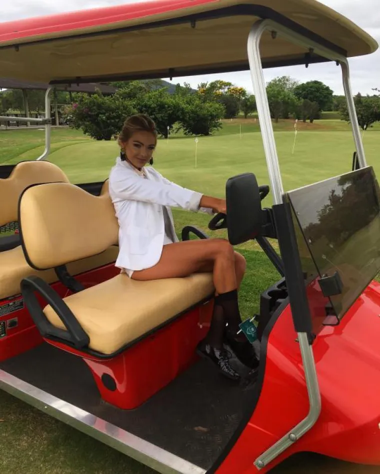 RADO BISMO DALI UTJE&Scaron;NU NAGRADU PORAŽENIMA:  Jesu li vam draže brazilske plavu&scaron;e ili brinete?