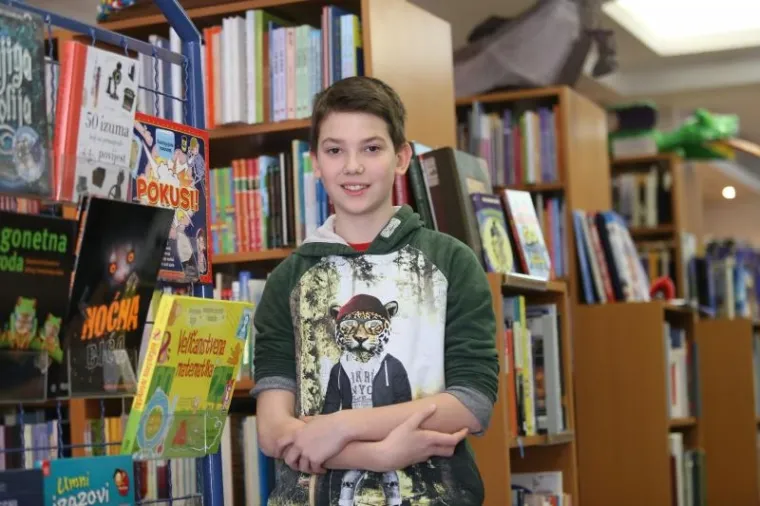 Upoznajte učenika koji je pročitao najvi&scaron;e knjiga u zagrebačkim knjižnicama: samo pro&scaron;le godine pročitao njih 156