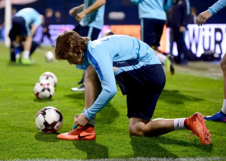 NEMA OPU&Scaron;TANJA: Čačić ni&scaron;ta ne prepu&scaron;ta slučaju, pogledajte kako je vodio večernji trening