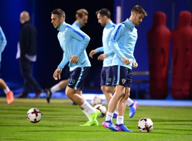 NEMA OPU&Scaron;TANJA: Čačić ni&scaron;ta ne prepu&scaron;ta slučaju, pogledajte kako je vodio večernji trening