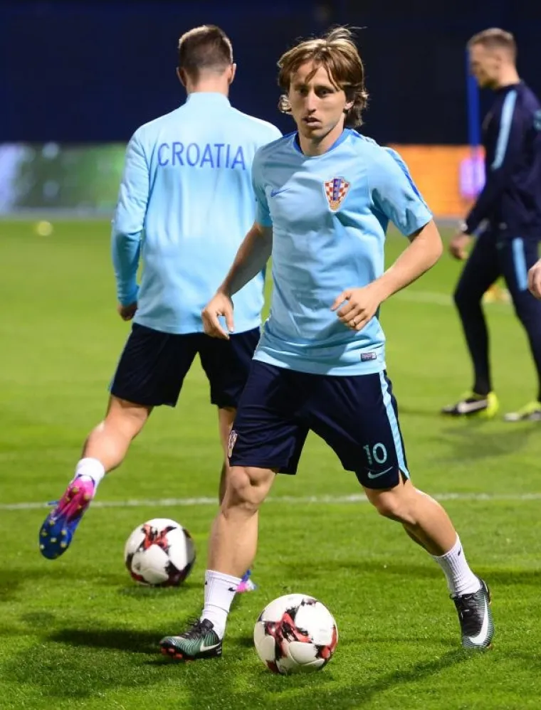 NEMA OPU&Scaron;TANJA: Čačić ni&scaron;ta ne prepu&scaron;ta slučaju, pogledajte kako je vodio večernji trening