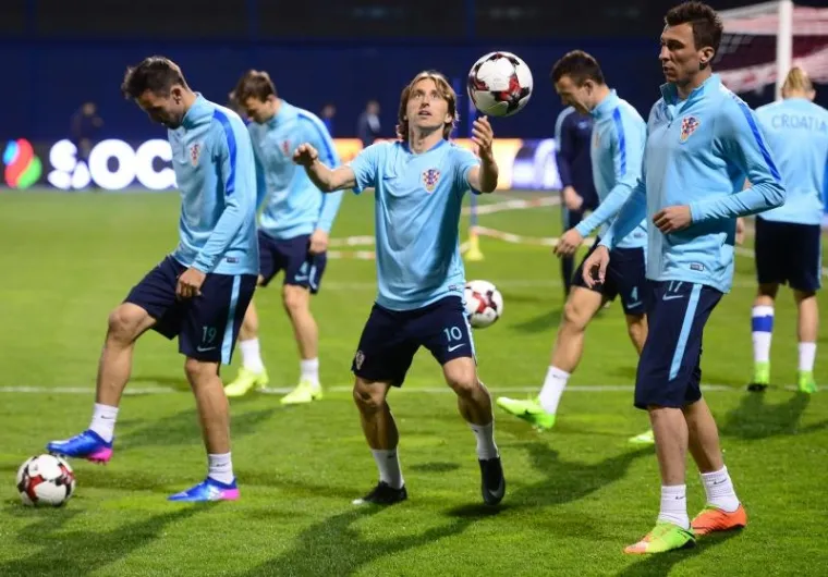 NEMA OPU&Scaron;TANJA: Čačić ni&scaron;ta ne prepu&scaron;ta slučaju, pogledajte kako je vodio večernji trening