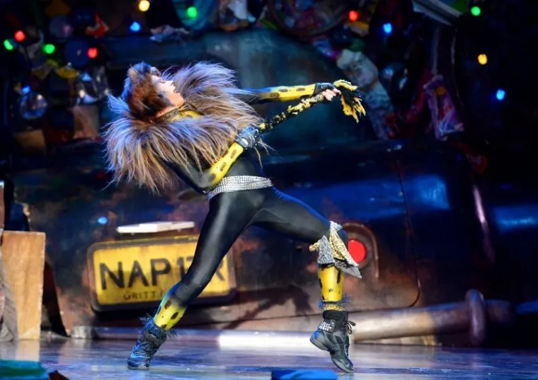 SPEKTAKULARNI PRIZORI: Pogledajte fantastičnu izvedbu mjuzikla 'Mačke' u zagrebačkoj Areni