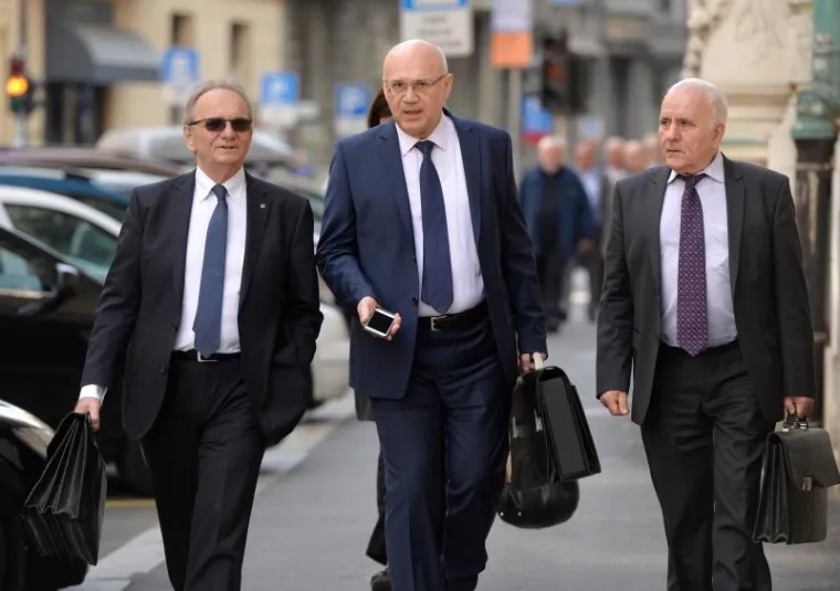 'NEKA SE SVE OKONČA KAKO NETKO ŽELI': Glava&scaron; stigao na ponovno suđenje za 'Garažu' i 'Selotejp'