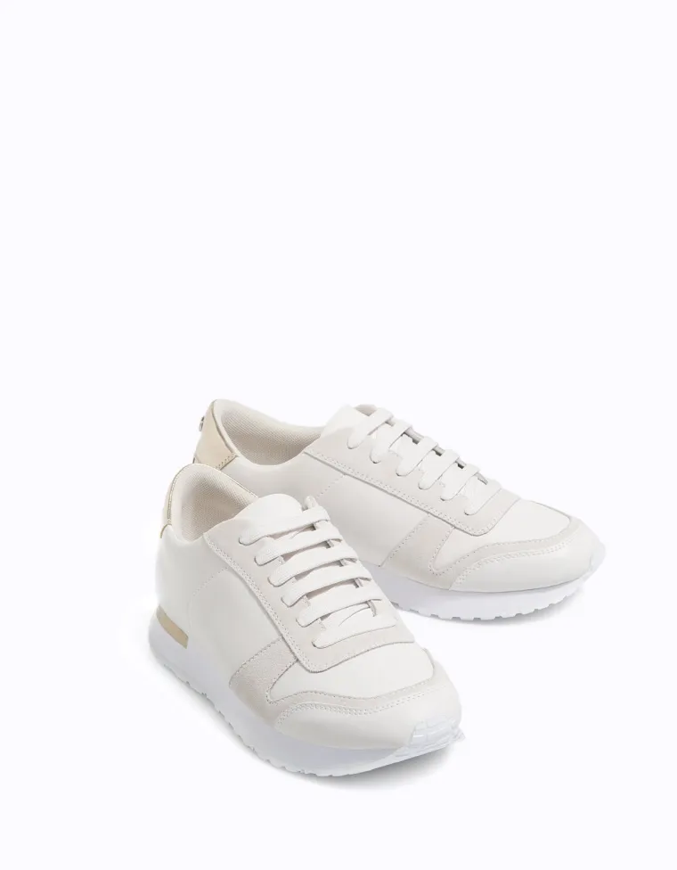 Bijele tenisice, Stradivarius, 249,90 kuna