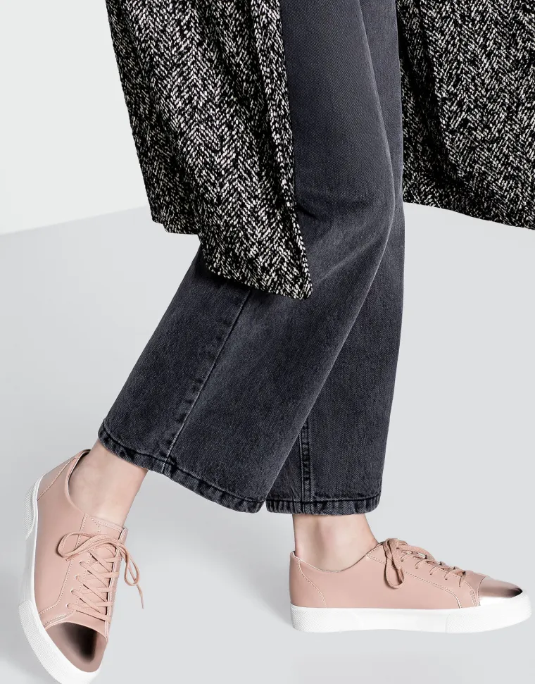 Tenisice s metalik kapicom, Pull&amp;Bear, 229,90 kuna