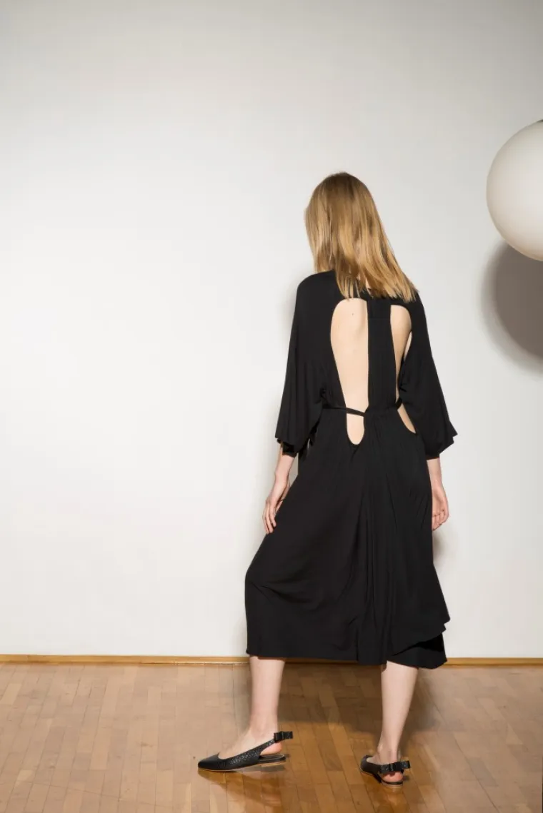 U novoj kolekciji brend A'marie donosi opu&scaron;tene i razigrane modele u kojima proljeće može početi