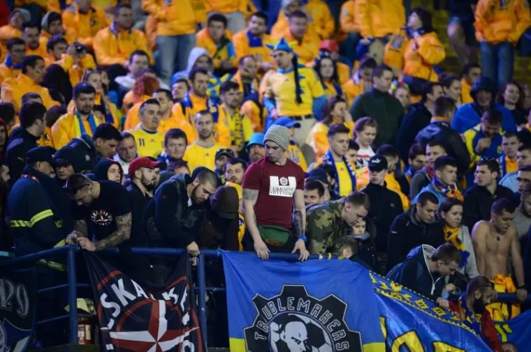 LUDNICA NA TRIBINAMA: Maksimir krcat do posljednjeg mjesta, Jug ovako nije izgledao od Engleza