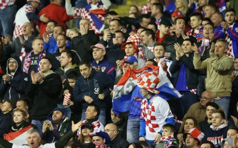 LUDNICA NA TRIBINAMA: Maksimir krcat do posljednjeg mjesta, Jug ovako nije izgledao od Engleza