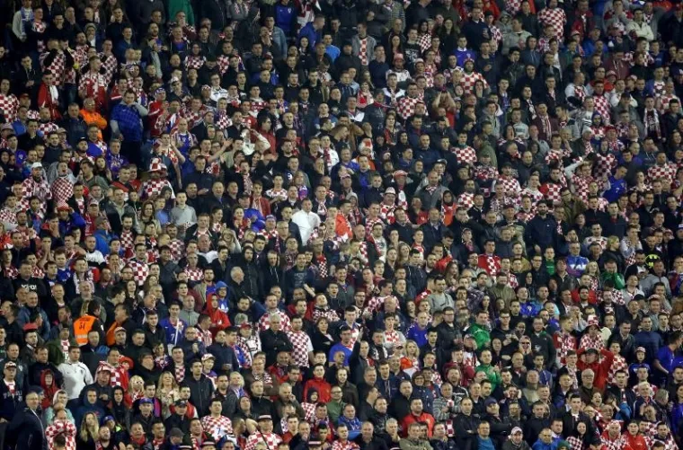 LUDNICA NA TRIBINAMA: Maksimir krcat do posljednjeg mjesta, Jug ovako nije izgledao od Engleza