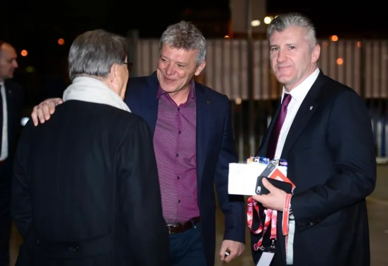 POLITIČARI, SPORTA&Scaron;I, TRENERI, BIZNISMENI... Pogledajte tko će od uglednika navijati za Hrvatsku