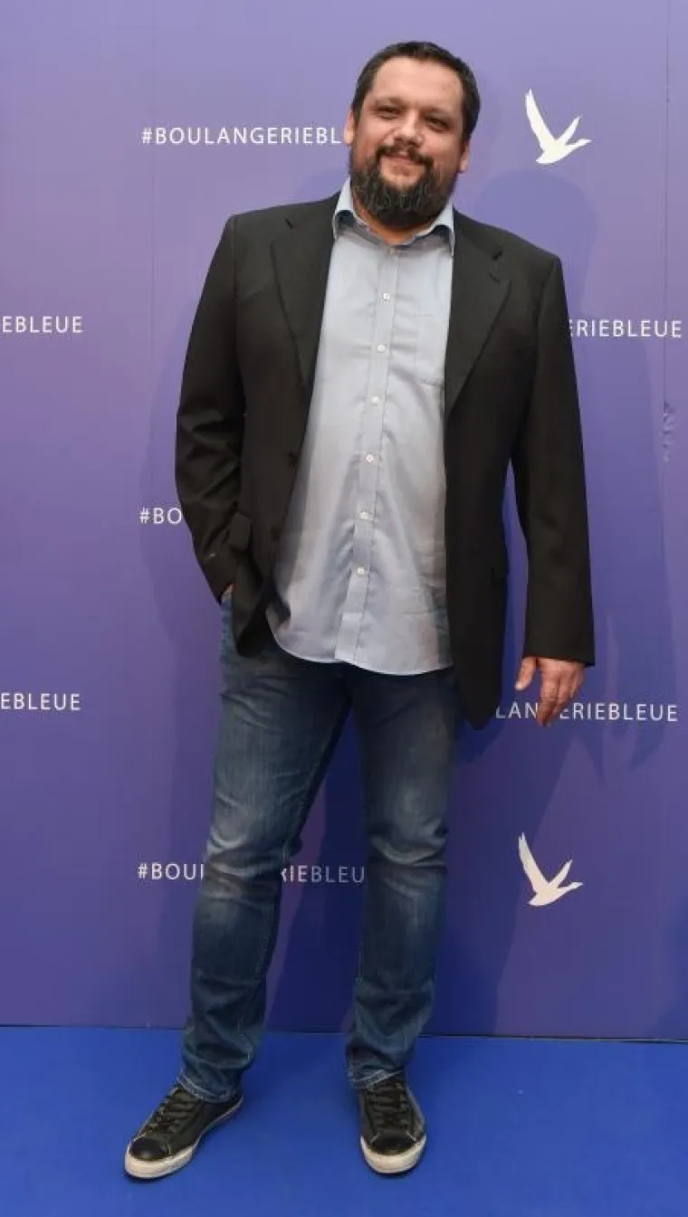 AKO STE SE PITALI GDJE JE NESTAO TOM GRETIĆ: Pažaninov prethodnik uživa u zagrljaju 14 godina mlađe Beograđanke