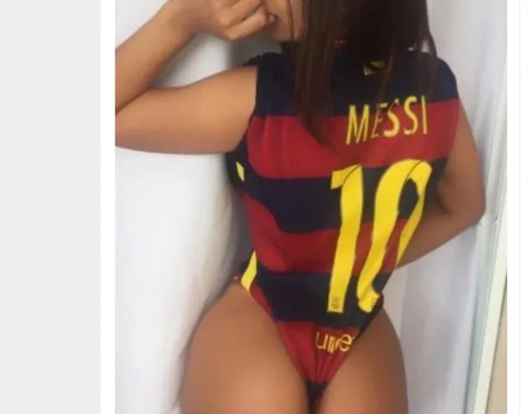 MOŽDA IM TREBA POMOĆ? Ove cure nisu ba&scaron; sigurne kako se nosi dres... Pa su ih počele skidati