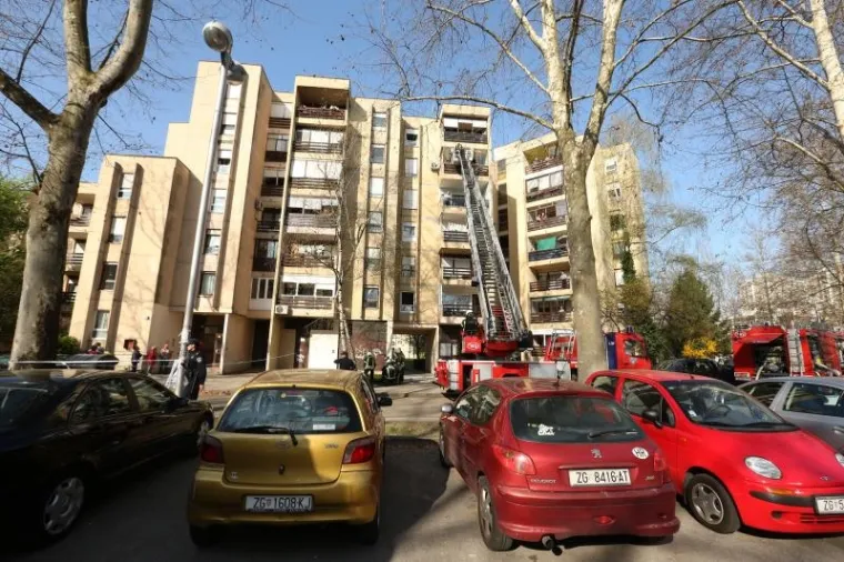 Požar u zagrebačkim Dugavama, vatrogasci evakuirali stanare s vi&scaron;ih katova
