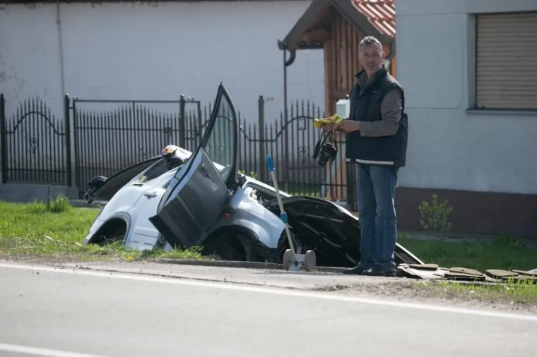 U prometnoj nesreći kod Našica poginule dvije osobe