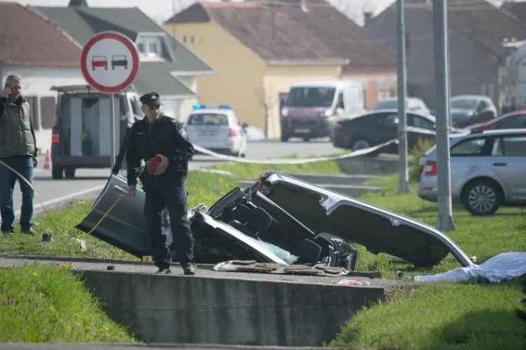 U prometnoj nesreći kod Našica poginule dvije osobe