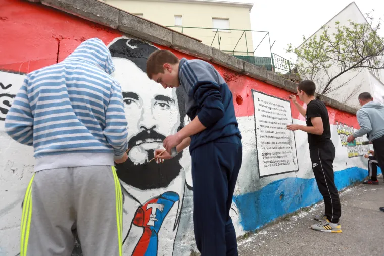Torcidini crtači dio zida u Vukovarskoj posvetili Radiću, B. Bu&scaron;iću, Bare&scaron;iću i Z. Bu&scaron;iću