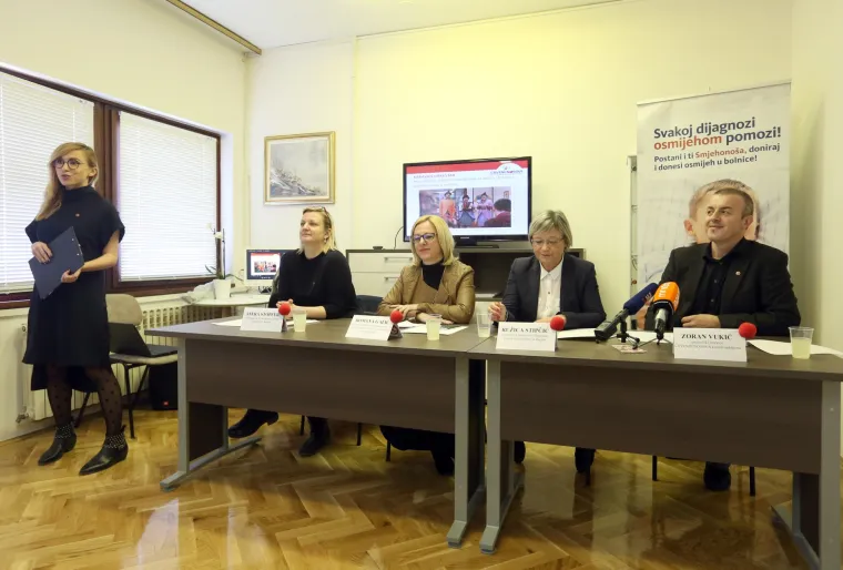 Predstavljen novi program Crvenih nosova klaunovadoktora