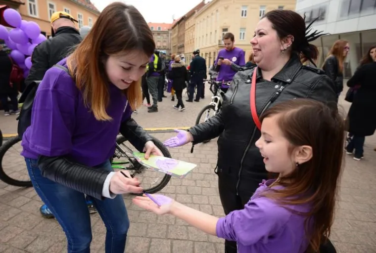 U Zagrebu se održala 3. biciklijada 'Bicikliraj za epilepsiju' povodom Ljubičastog dana