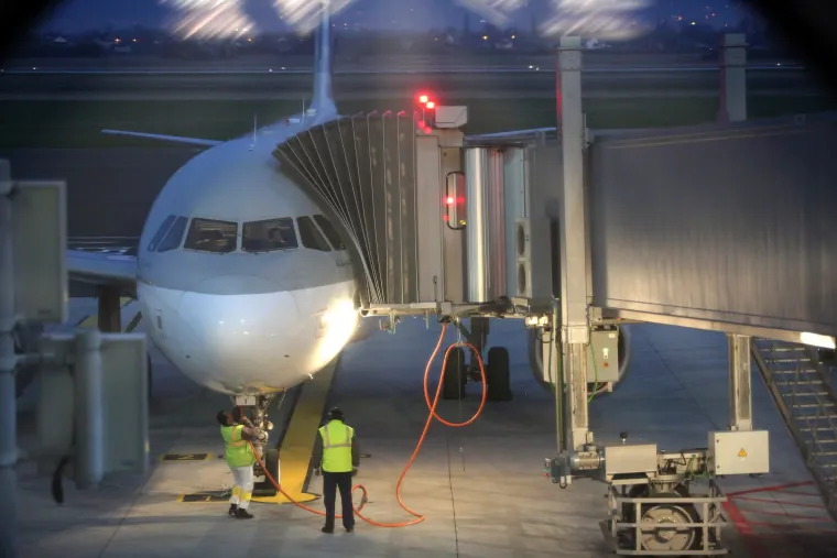 Prvi letovi na novom putničkom terminalu