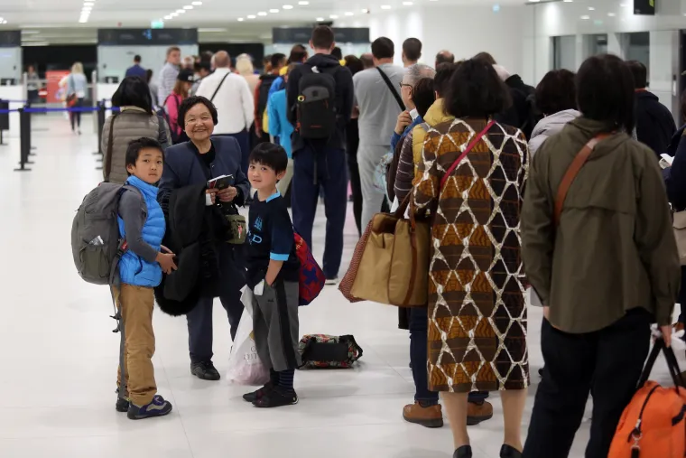 Prvi letovi na novom putničkom terminalu