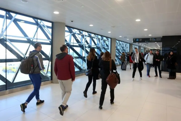 SLETIO AIRBUS IZ BEOGRADA: Srbi na 'Tuđmana' poslali svoj najveći zrakoplov