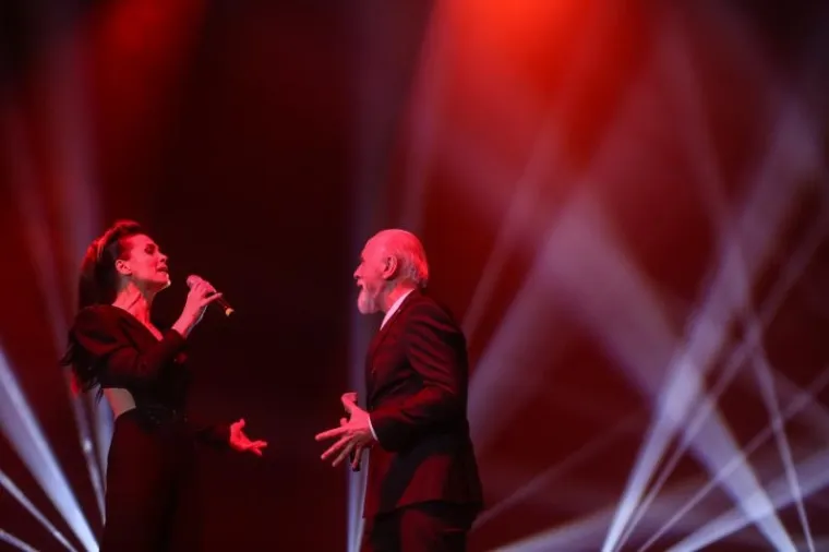 AKO STE SE PITALI GDJE JE IVANA BANFIĆ: I dalje žari i pali pozornicom, a definitivno zna napraviti i show za pamćenje