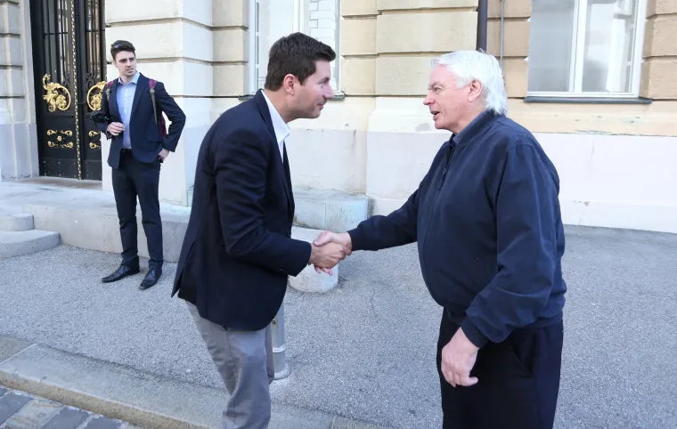 Pernar u Sabor poku&scaron;ao uvesti Davida Ickea