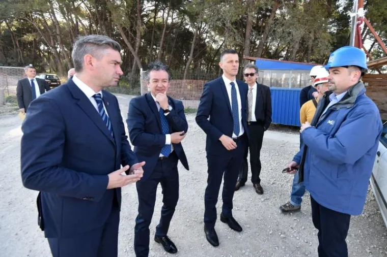 Boris Miletić i Valter Flego obi&scaron;li radove na izgradnji nove bolnice u Puli