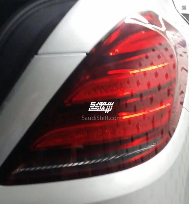 POSTAVLJA NOVE STANDARDE: Ovako izgleda redizajnirana Mercedesova S-klasa