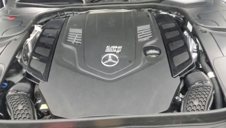 POSTAVLJA NOVE STANDARDE: Ovako izgleda redizajnirana Mercedesova S-klasa