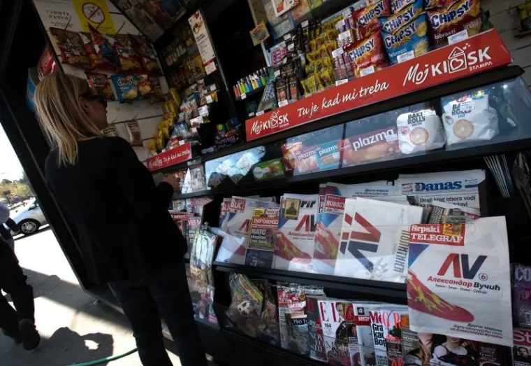 Vučićev potez bez presedana - zakupio sve naslovnice