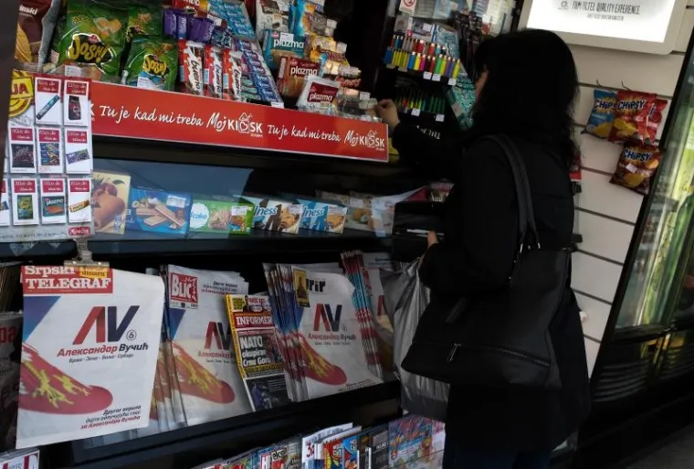 Vučićev potez bez presedana - zakupio sve naslovnice